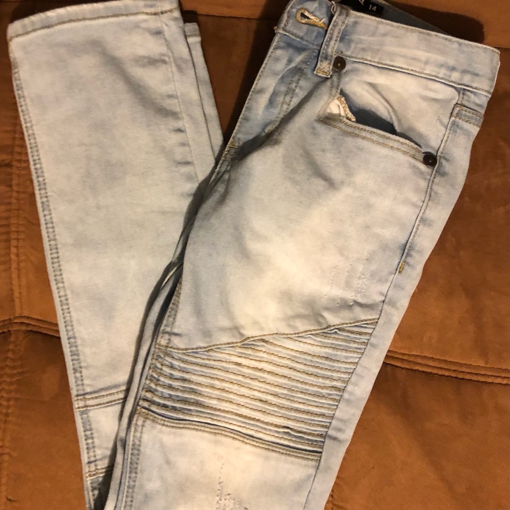 Boys size 14
